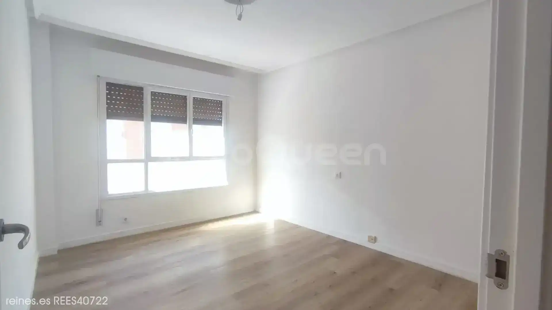 Habitación de Piso en venta en Grado con Calefacción y Terraza
