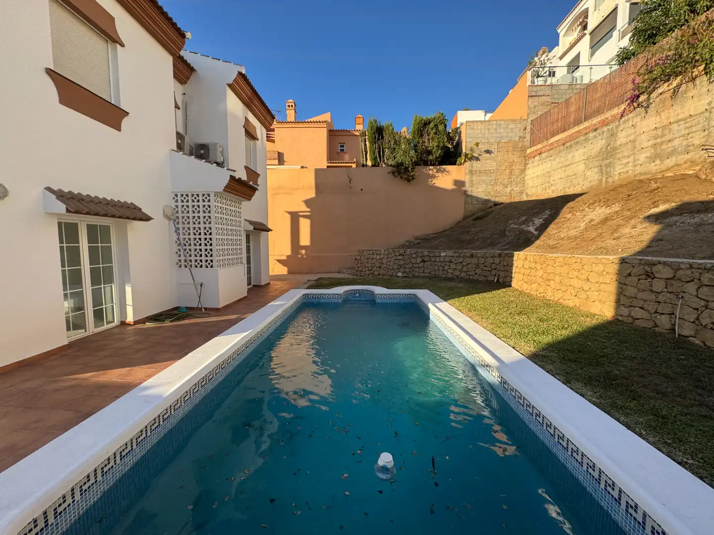 Piscina de Casa o chalet en venta en Rincón de la Victoria con Aire acondicionado, Jardín privado y Terraza