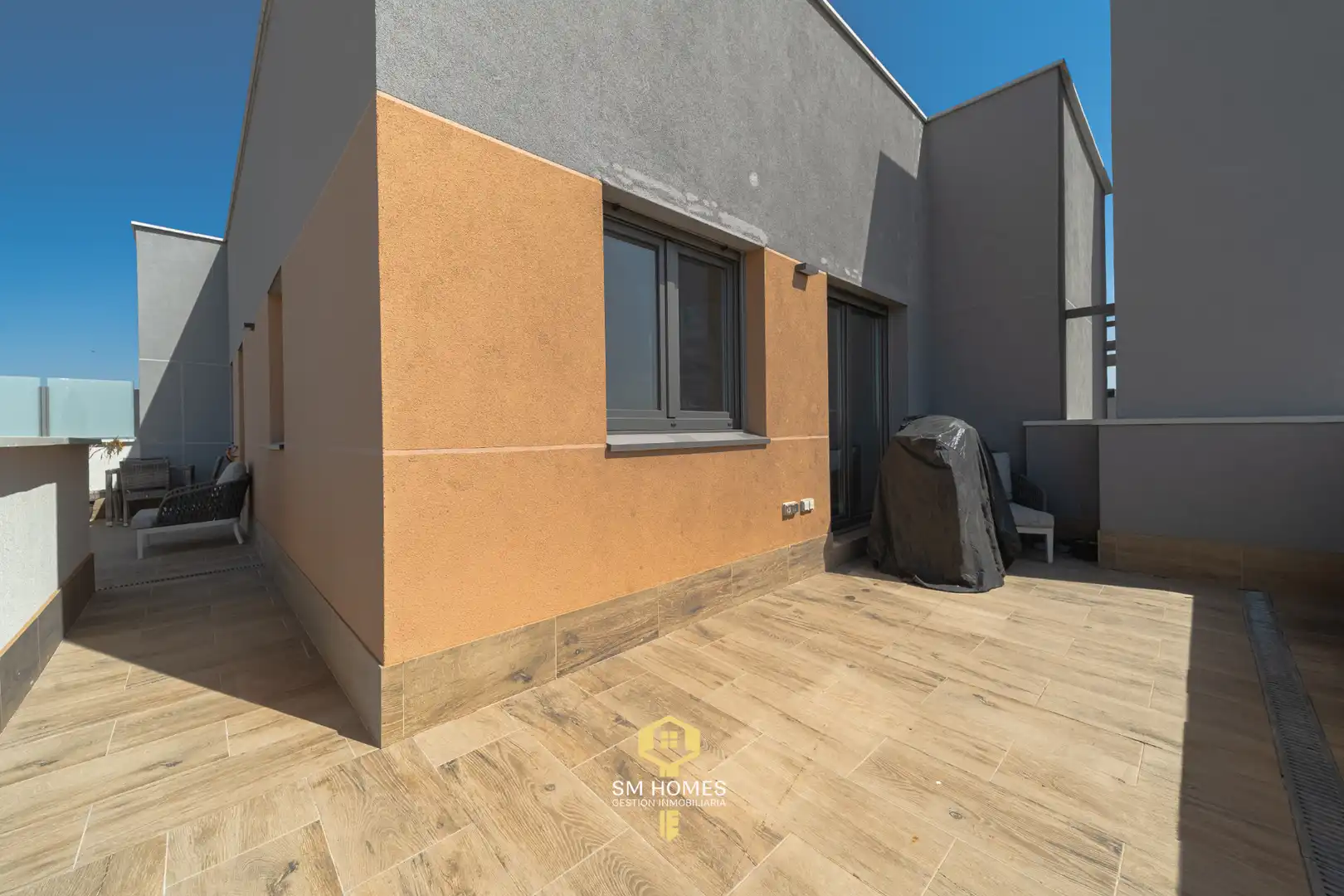 Terraza de Ático en venta en Madrid con Calefacción, Terraza y Trastero