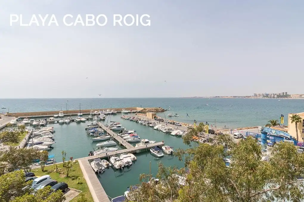 Casa adosada en venta en Orihuela
