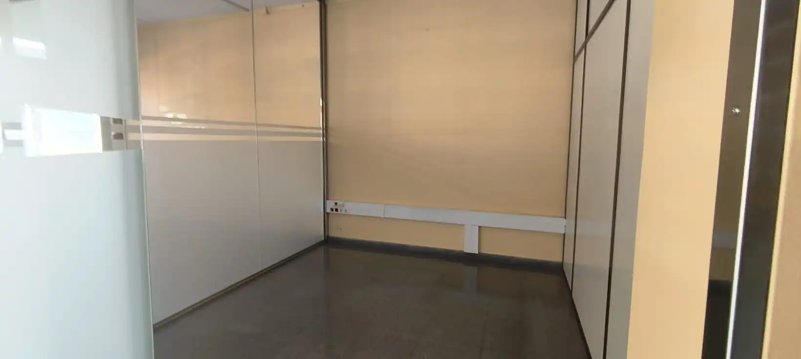 Commercial properties for rent in Parets del Vallès  with Air Conditioner and Alarm