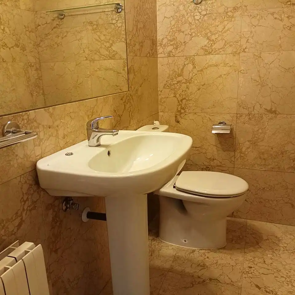 Bany de Pis de lloguer en Las Rozas de Madrid amb Aire condicionat, Calefacció i Terrassa