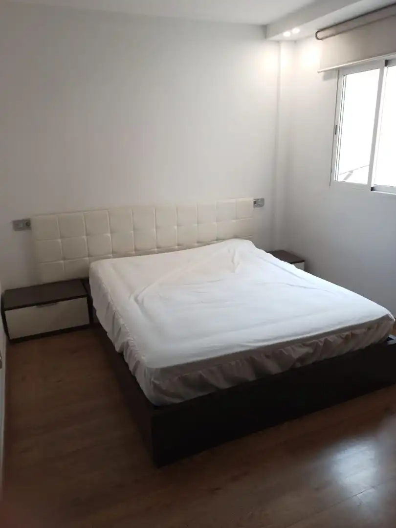 Dormitori de Pis de lloguer en Elche / Elx amb Aire condicionat, Parquet i Moblat