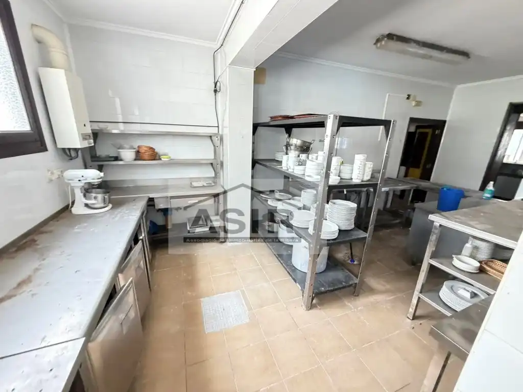 Cocina de Local en venta en Dénia