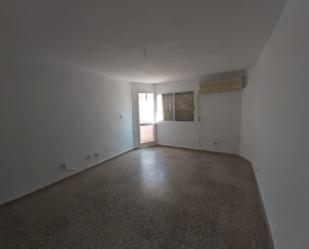 Bedroom of Flat for sale in Andújar