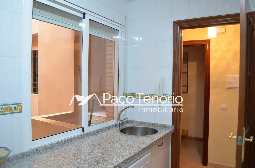 Cocina de Apartamento de alquiler en La Antilla con Terraza, Amueblado y Lavadora