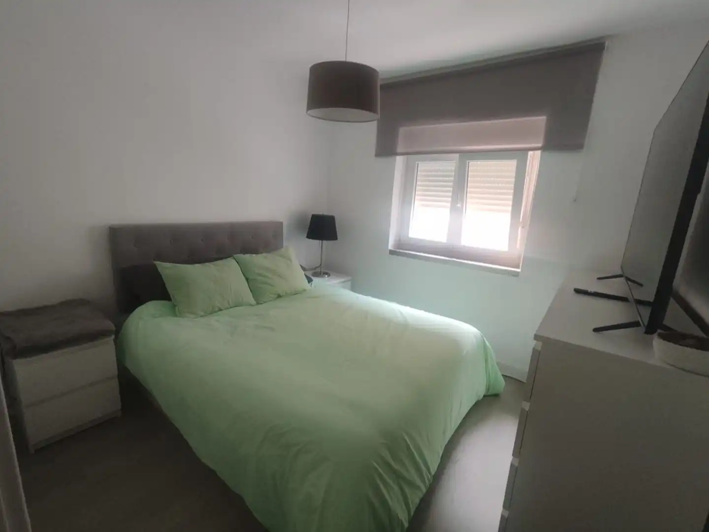 Bedroom of Flat for sale in Madrid  with Terrace, Storage room and Washing machine