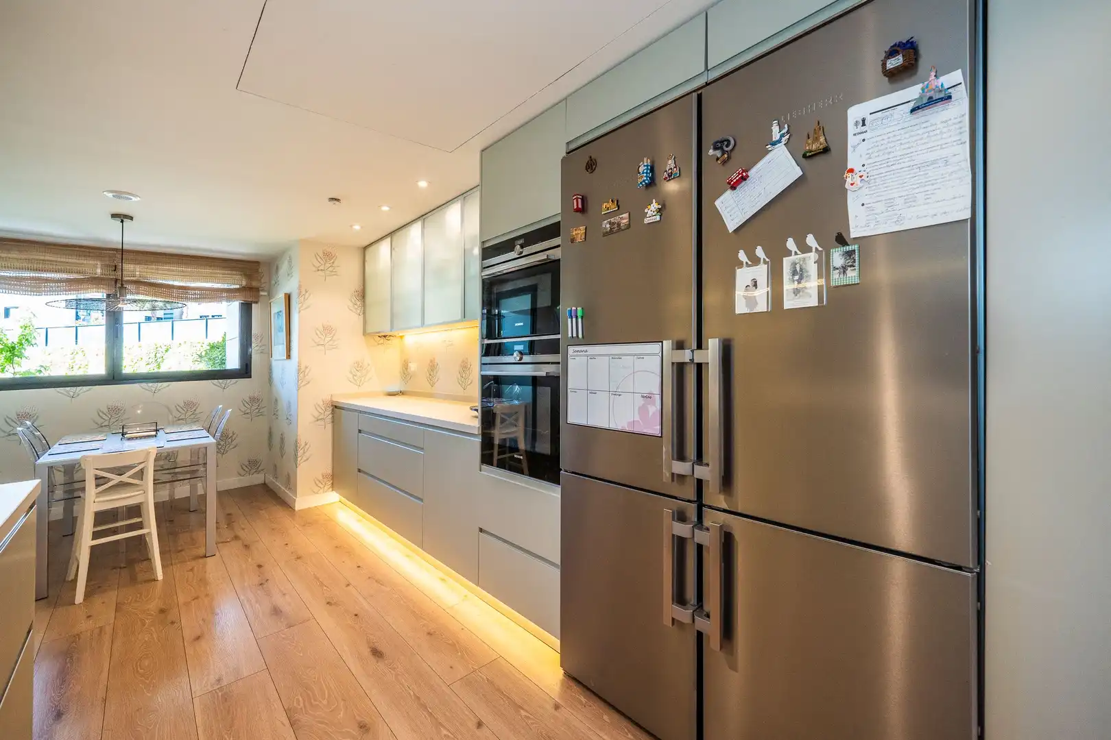 Kitchen of Flat for sale in La Moraleja  with Air Conditioner, Heating and Private garden