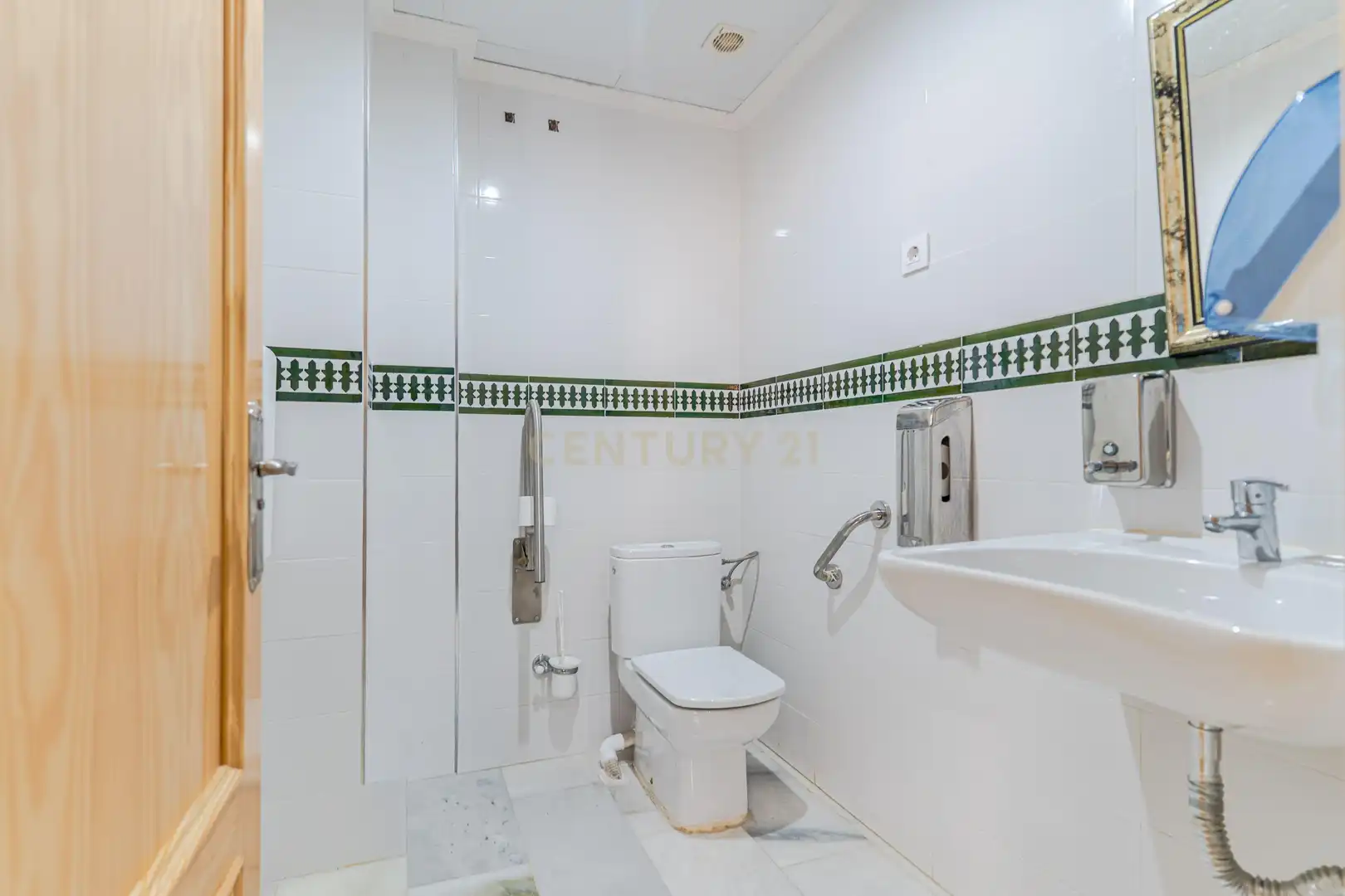 Bany de Edifici en venda en Motril