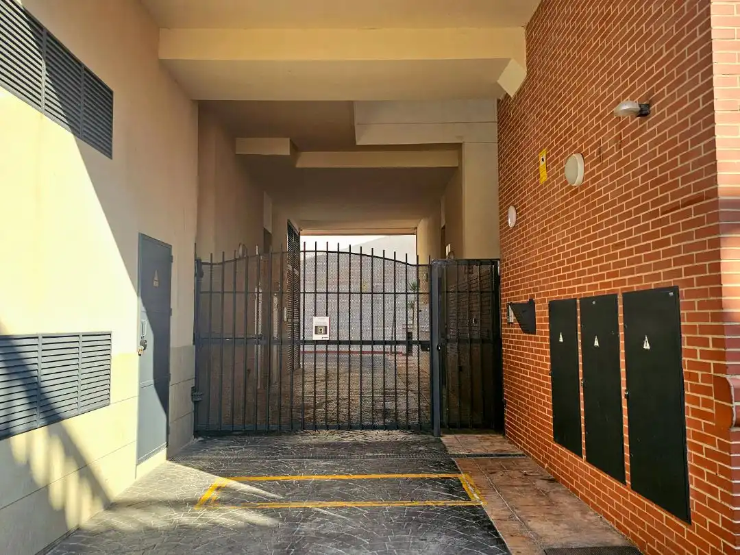 Garage for rent in El Campello