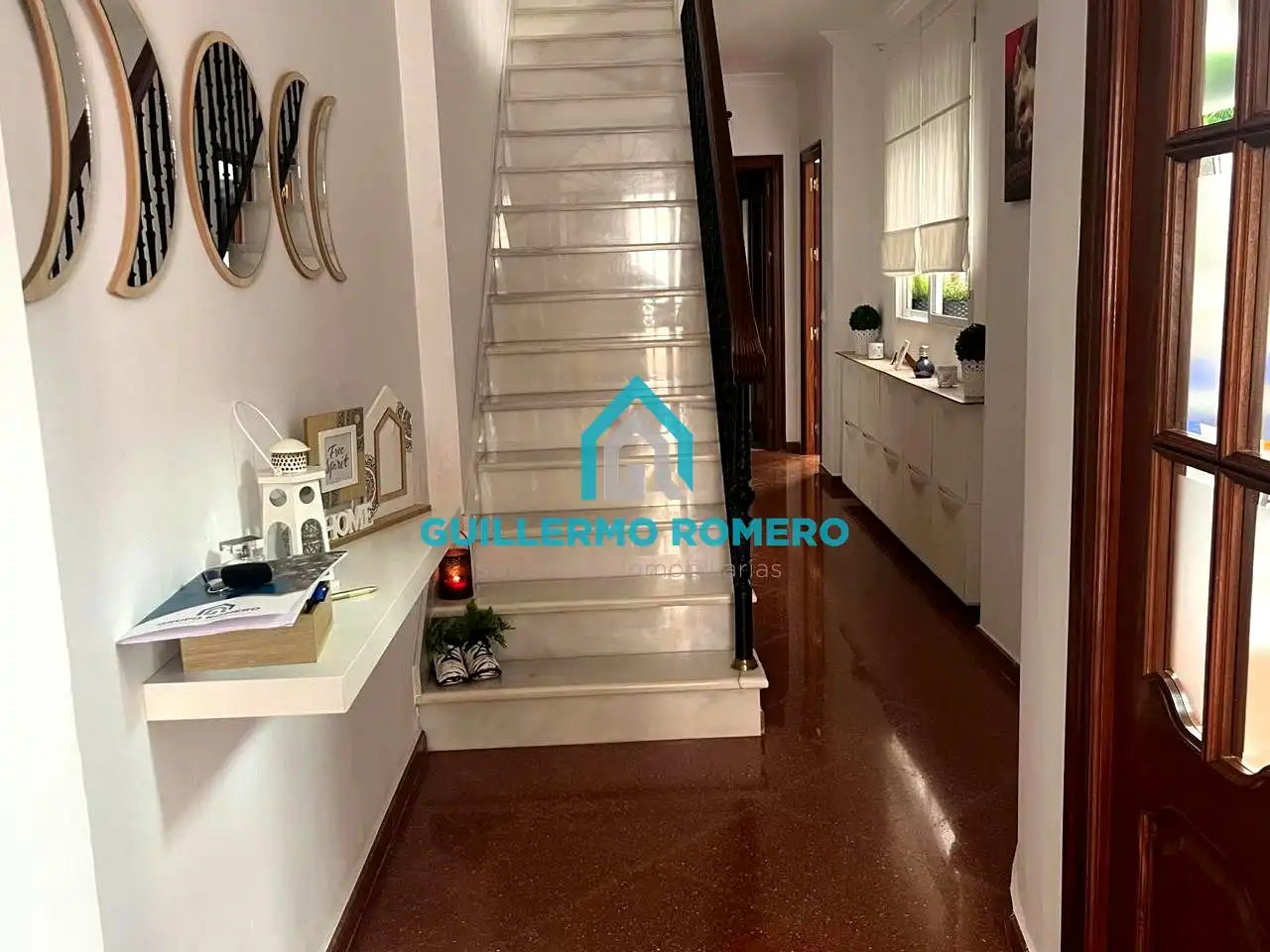 Houses for sale in La Puebla del Río  with Air Conditioner