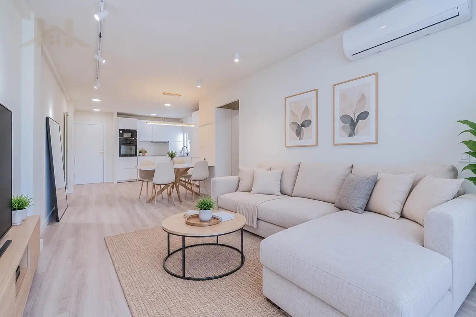 Piso con ascensor en venta en Calle Pintor Murillo
