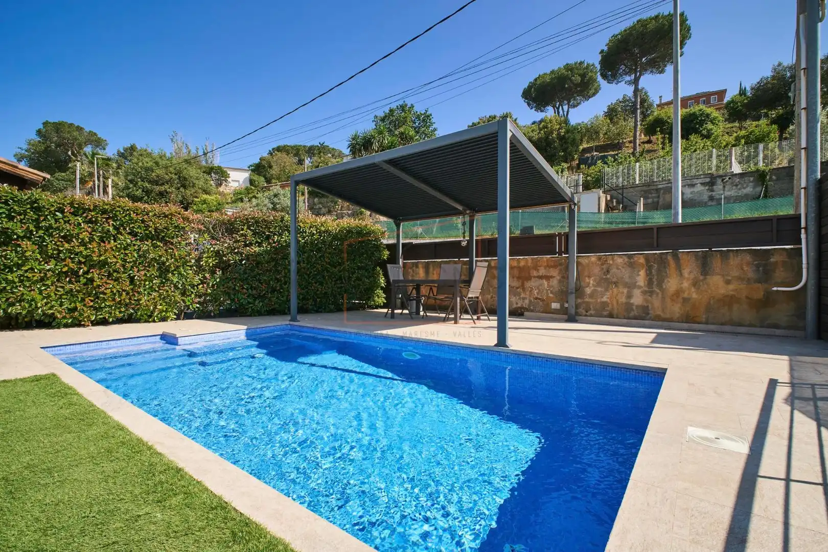 Piscina de Casa o xalet en venda en Vilanova del Vallès amb Jardí privat, Terrassa i Piscina