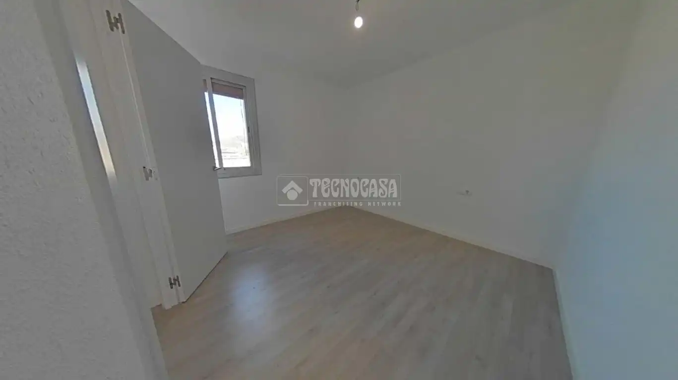Habitación de Piso en venta en Cornellà de Llobregat