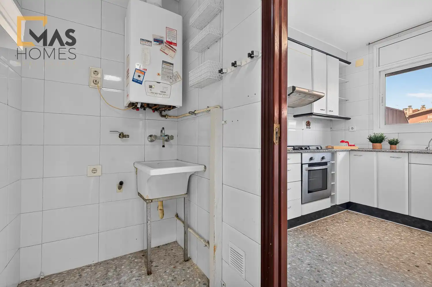 Cuina de Casa adosada en venda en Martorell amb Aire condicionat, Calefacció i Jardí privat