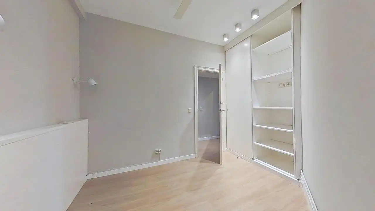 Habitación de Piso en venta en Barcelona con Aire acondicionado, Calefacción y Amueblado