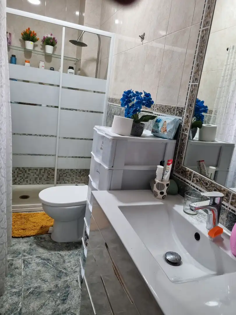 Bathroom of Flat for sale in Cádiz  with Furnished, Oven and Washing machine