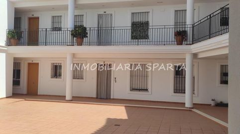 Foto 3 von Garage zur Miete in Calle Huertas, 44, Sanlúcar la Mayor, Sevilla