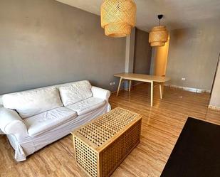 Sala d'estar de Apartament de lloguer en  Santa Cruz de Tenerife Capital amb Moblat