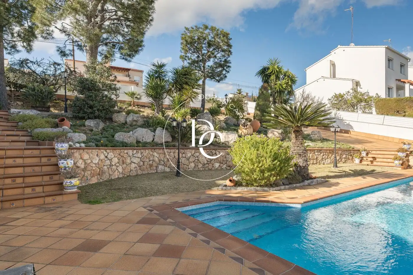 Vista exterior de Casa o xalet en venda en Cunit amb Calefacció, Jardí privat i Terrassa