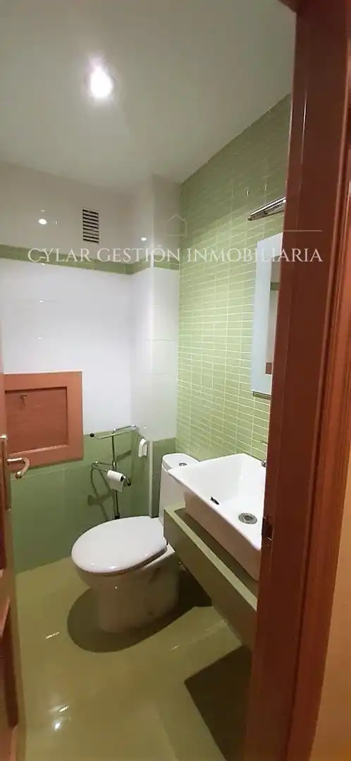Flat for rent in Asturias, Carmelitas