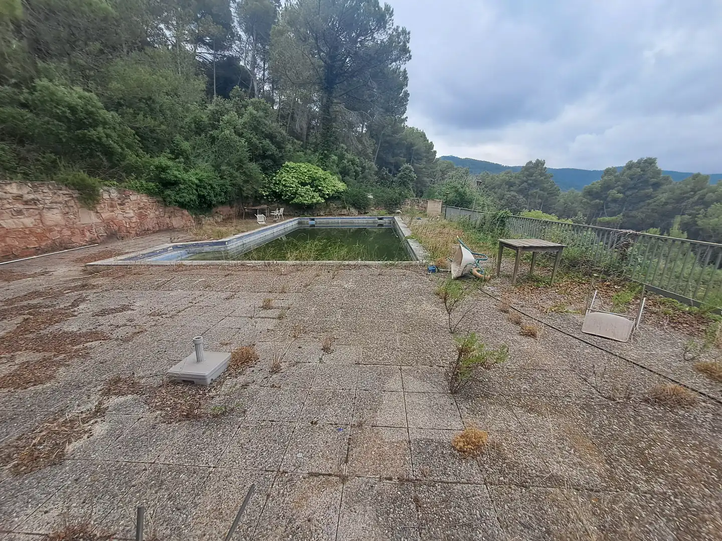 Schwimmbecken von Haus oder Chalet zum Verkauf in Sant Feliu de Codines mit Klimaanlage, Heizung und Privatgarten