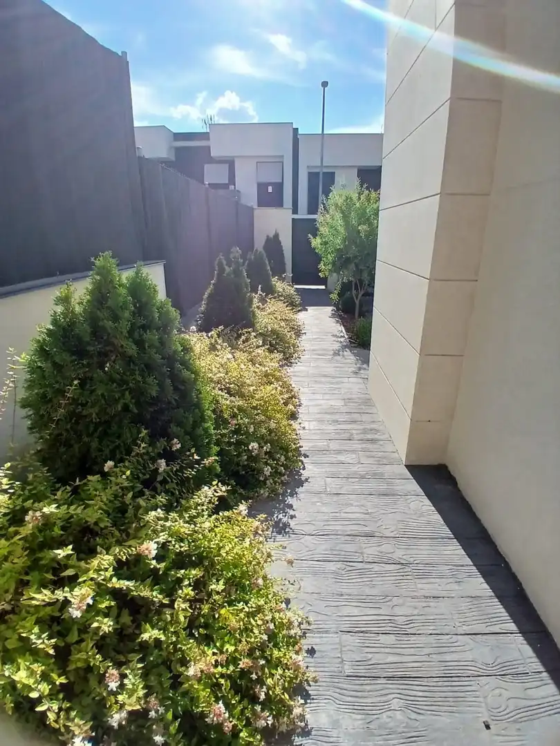 Detached house with pool for sale in PINO SALGAREÑO, imagen 3
