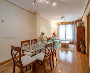 Bedroom of Flat for sale in Oviedo   with Heating, Parquet flooring and Furnished