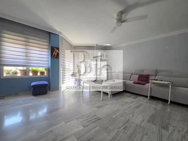 Piso en Venta en Manantiales - Estación de Autobuses