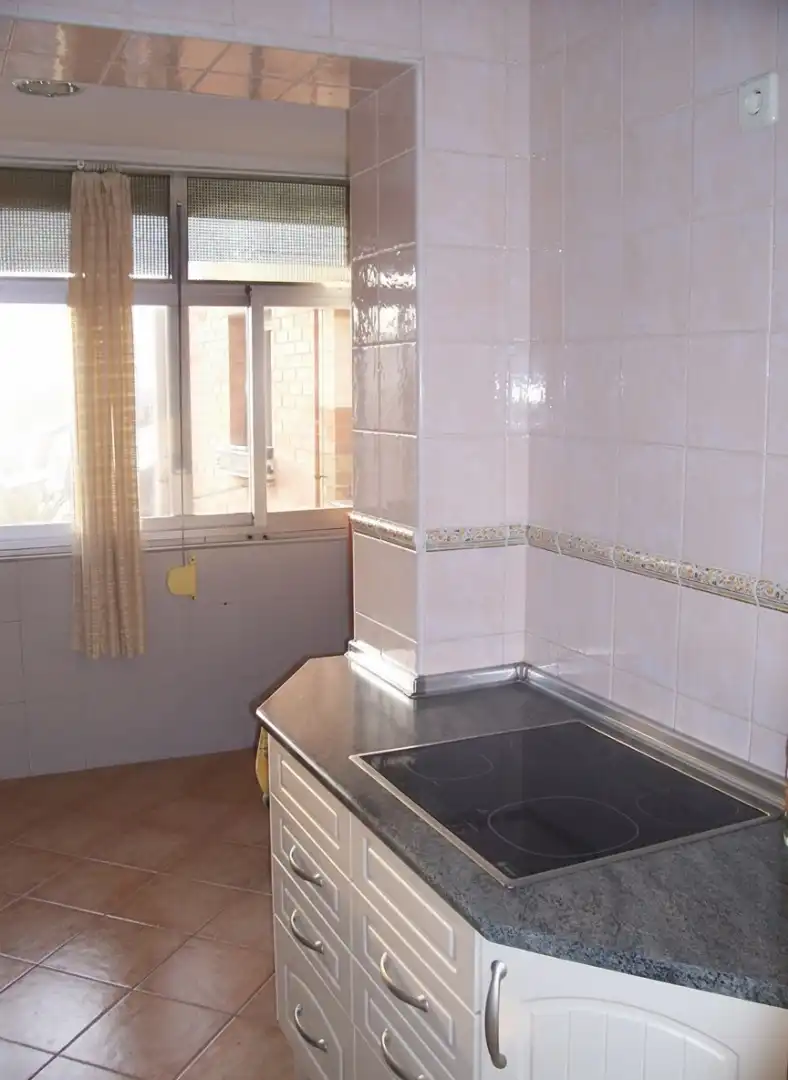 Cocina de Piso en venta en Madrid con Calefacción, Trastero y Amueblado