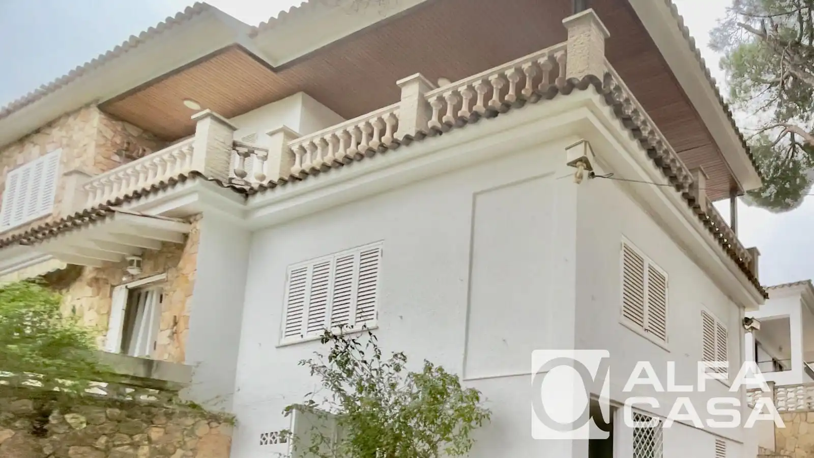 Exterior view of Houses for sale in Canyelles