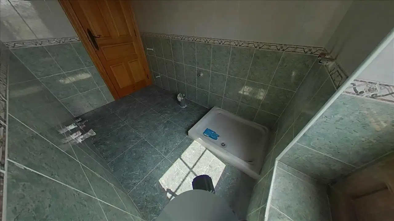 Baño de Casa o chalet en venta en Salinas de Pisuerga con Jardín privado, Parquet y Trastero