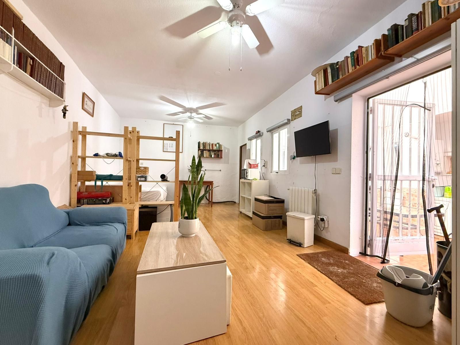 Sala d'estar de Pis en venda en Getafe amb Calefacció