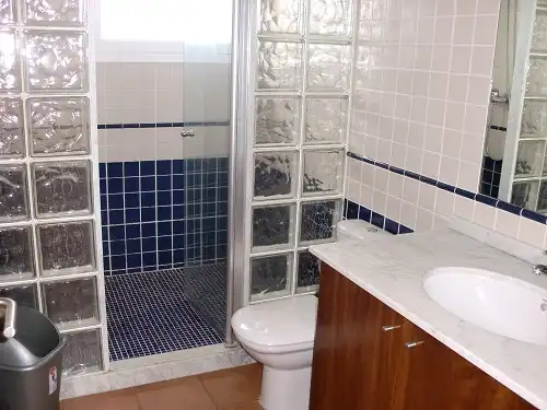 Bathroom of Houses for sale in Llançà  with Air Conditioner, Heating and Private garden