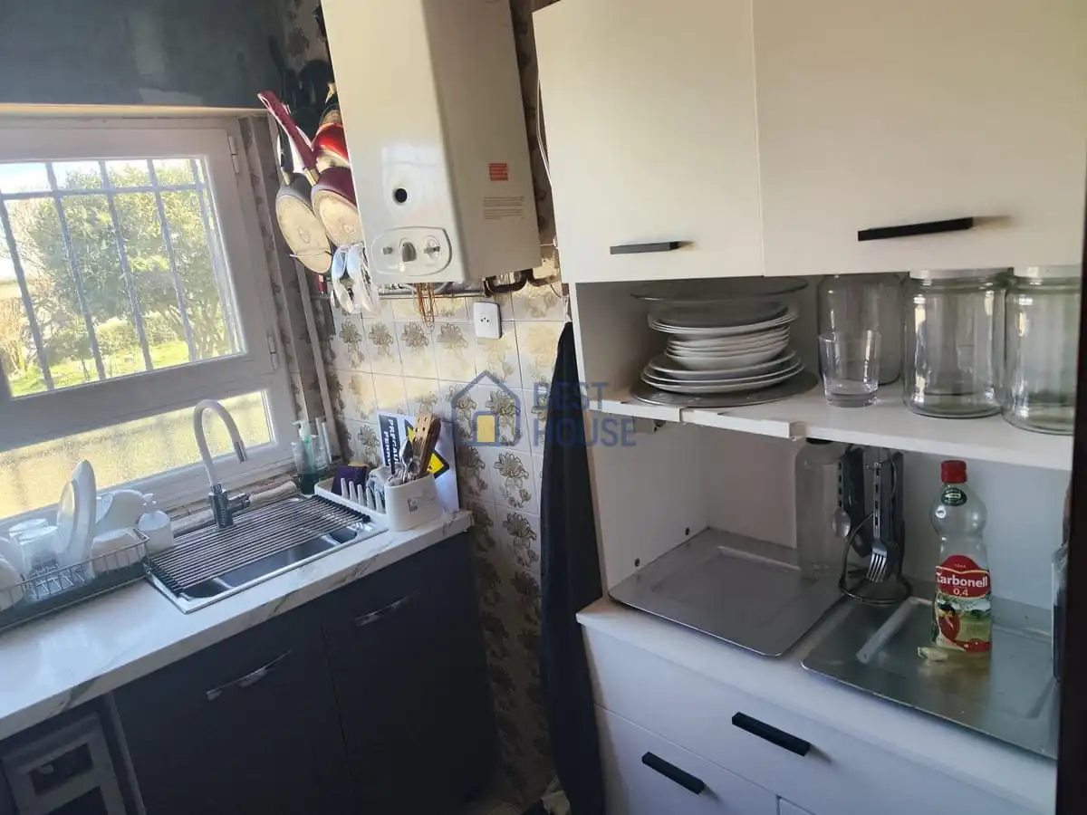 Kitchen of Houses for sale in Chozas de Abajo  with Heating, Private garden and Parquet flooring