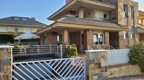 Photo 2 of Single-family semi-detached for sale in Calle Calle Paco Labiano, Playa Ostende, Castro-Urdiales