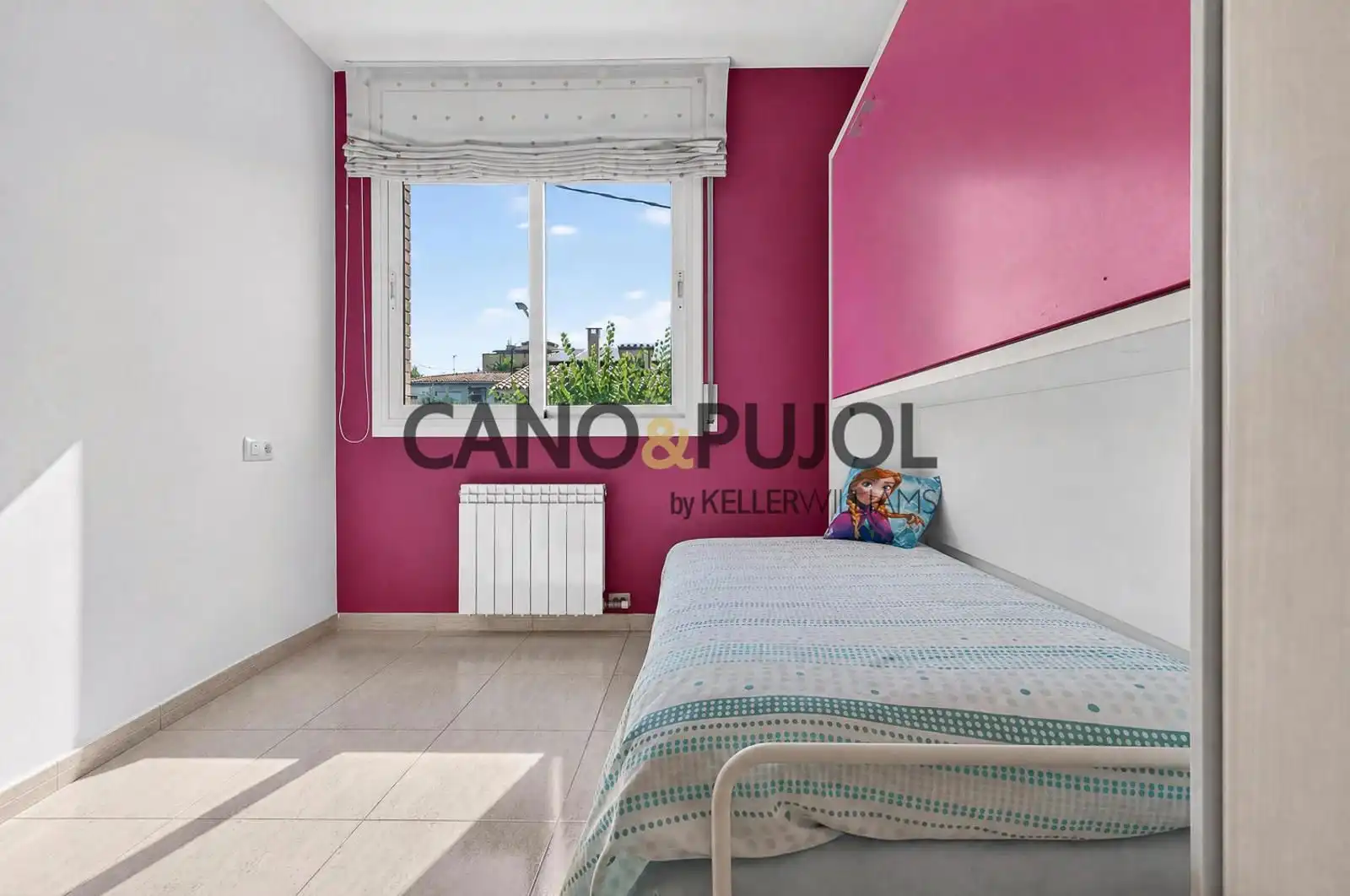 Dormitori de Casa o xalet en venda en Parets del Vallès amb Aire condicionat, Calefacció i Jardí privat