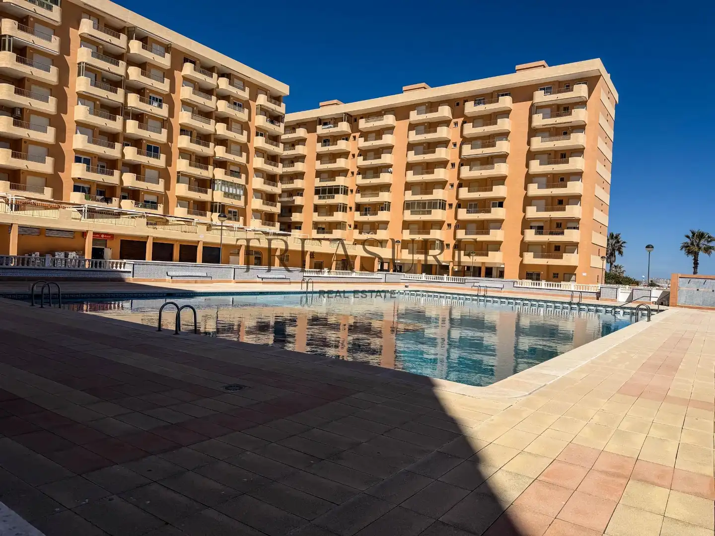 Swimming pool of Flat for sale in La Manga del Mar Menor  with Terrace and Community pool