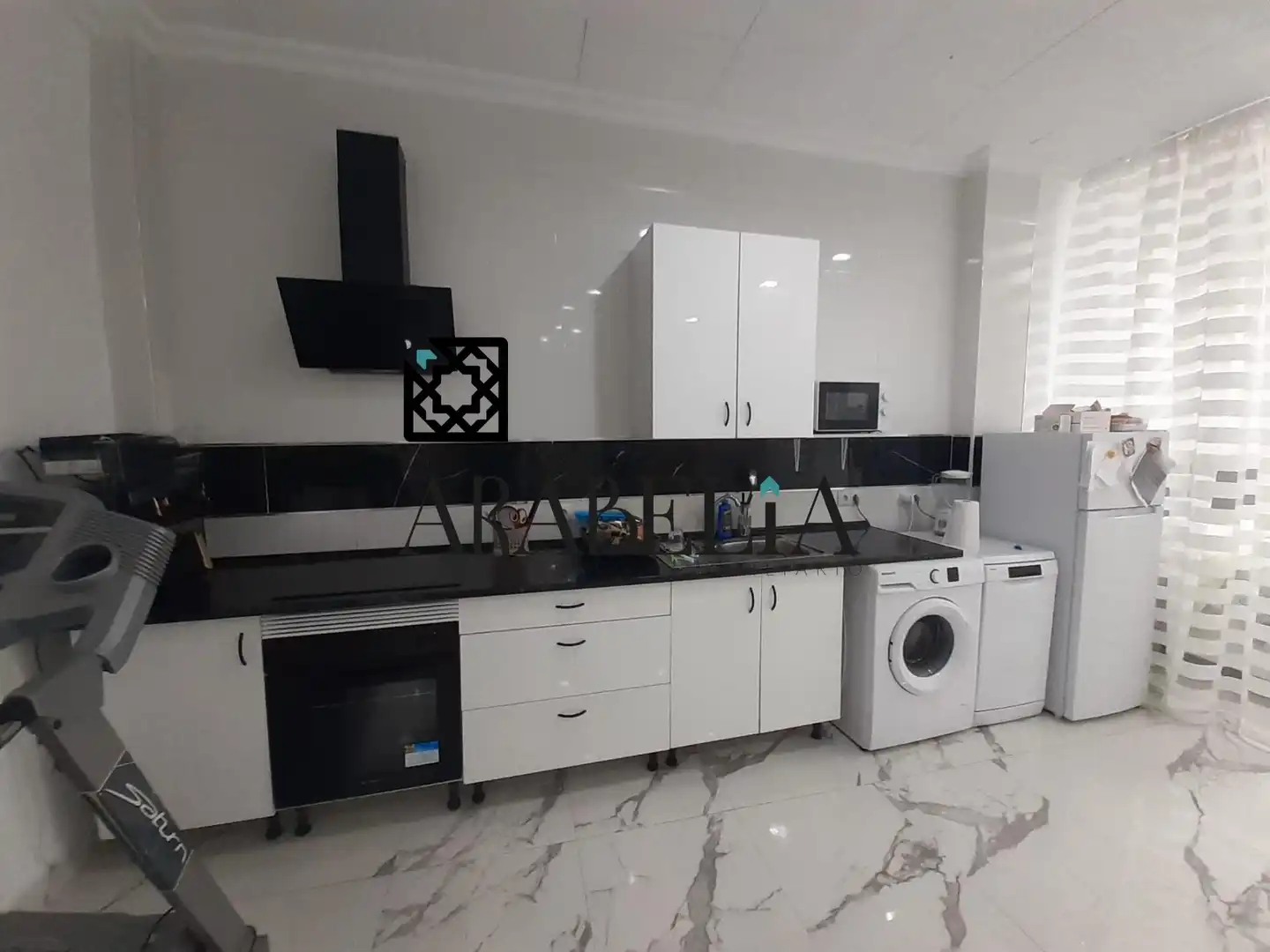 Cuina de Casa o xalet en venda en Córdoba amb Aire condicionat, Calefacció i Terrassa