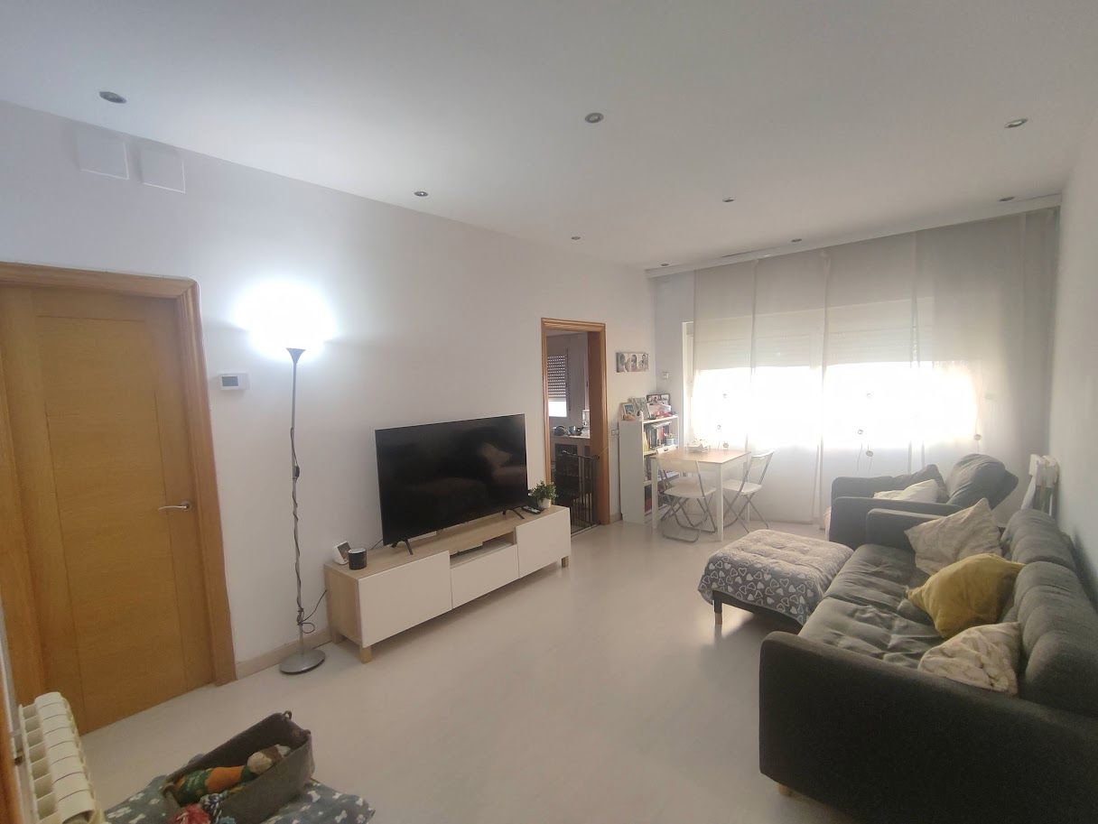 Sala d'estar de Pis en venda en  Barcelona Capital amb Aire condicionat, Calefacció i Balcó