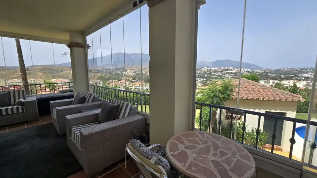 Terrasse von Wohnungen zum Verkauf in Mijas mit Klimaanlage, Terrasse und Schwimmbad