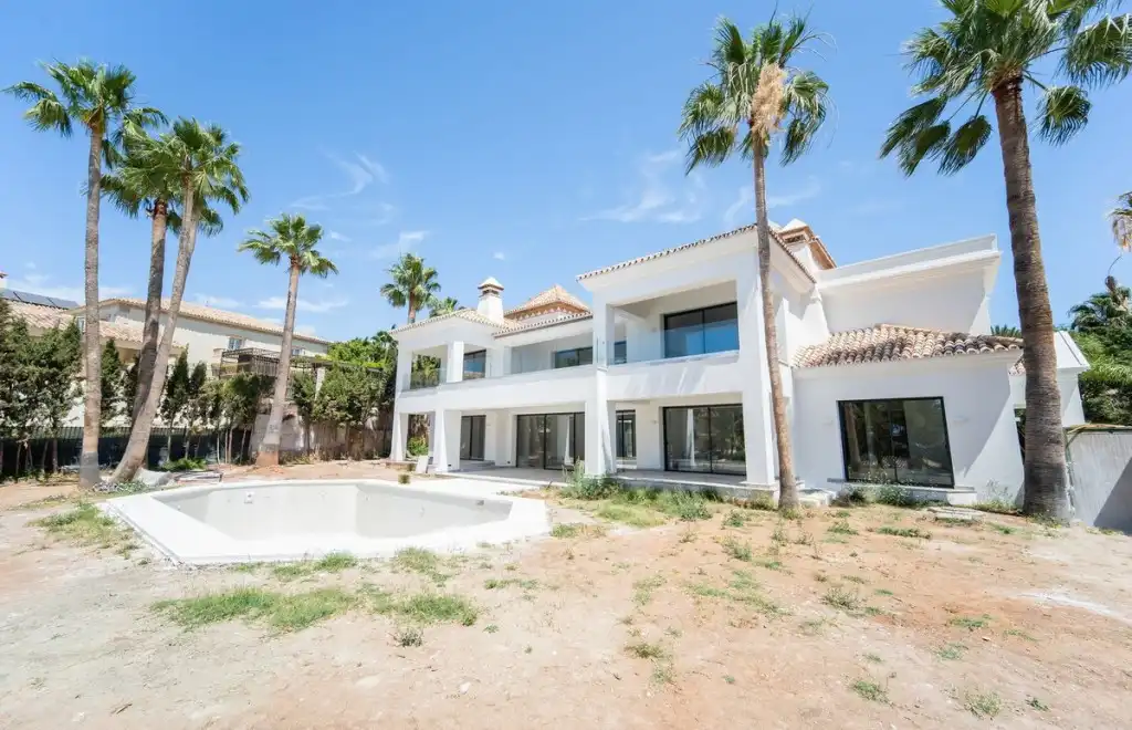 Chalet con piscina en venta en Milla de Oro, imagen 27
