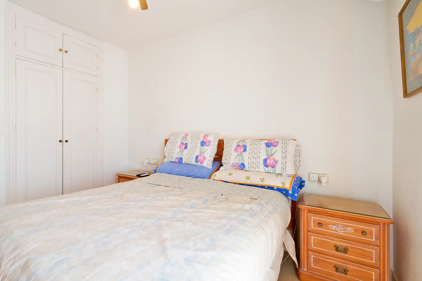 Schlafzimmer von Einfamilien-Reihenhaus zum Verkauf in Marbella mit Klimaanlage, Heizung und Terrasse