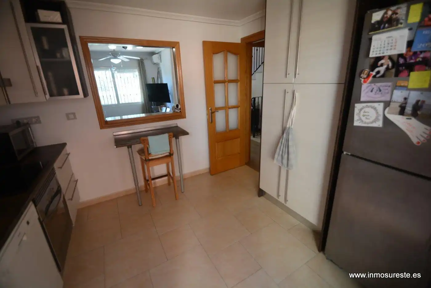 Cuina de Casa adosada en venda en Orihuela amb Aire condicionat, Terrassa i Balcó