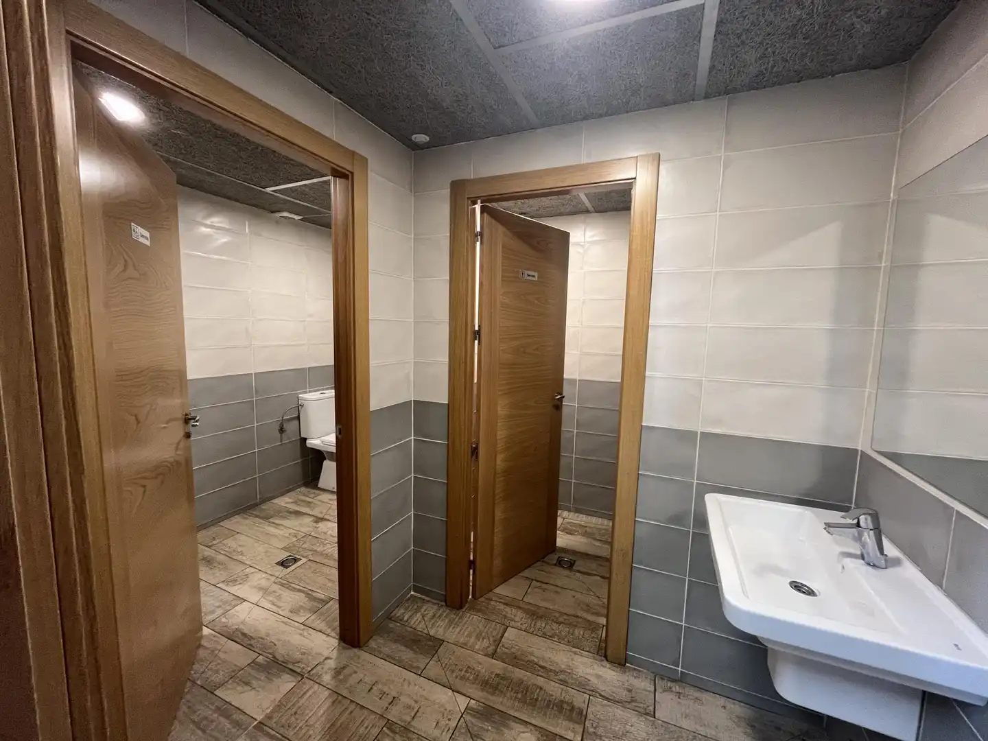 Baño de Local de alquiler en Guardiola de Berguedà