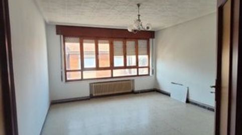Foto 2 von Wohnung zum Verkauf in Calle Batalla de Lepanto, 17, La Bañeza , León