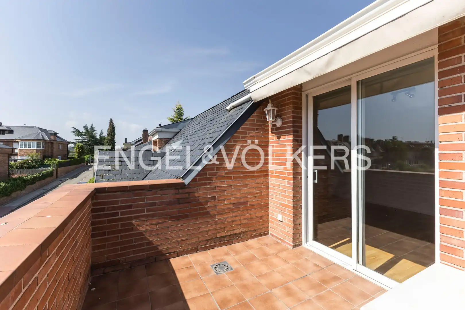 Terraza de Casa o chalet de alquiler en Madrid con Calefacción, Jardín privado y Terraza