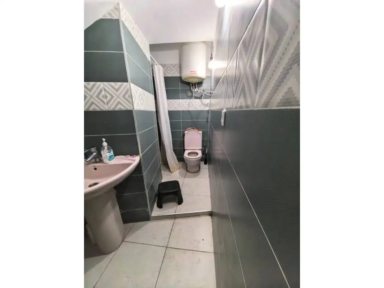 Baño de Casa adosada en venta en Ador con Calefacción, Terraza y Amueblado