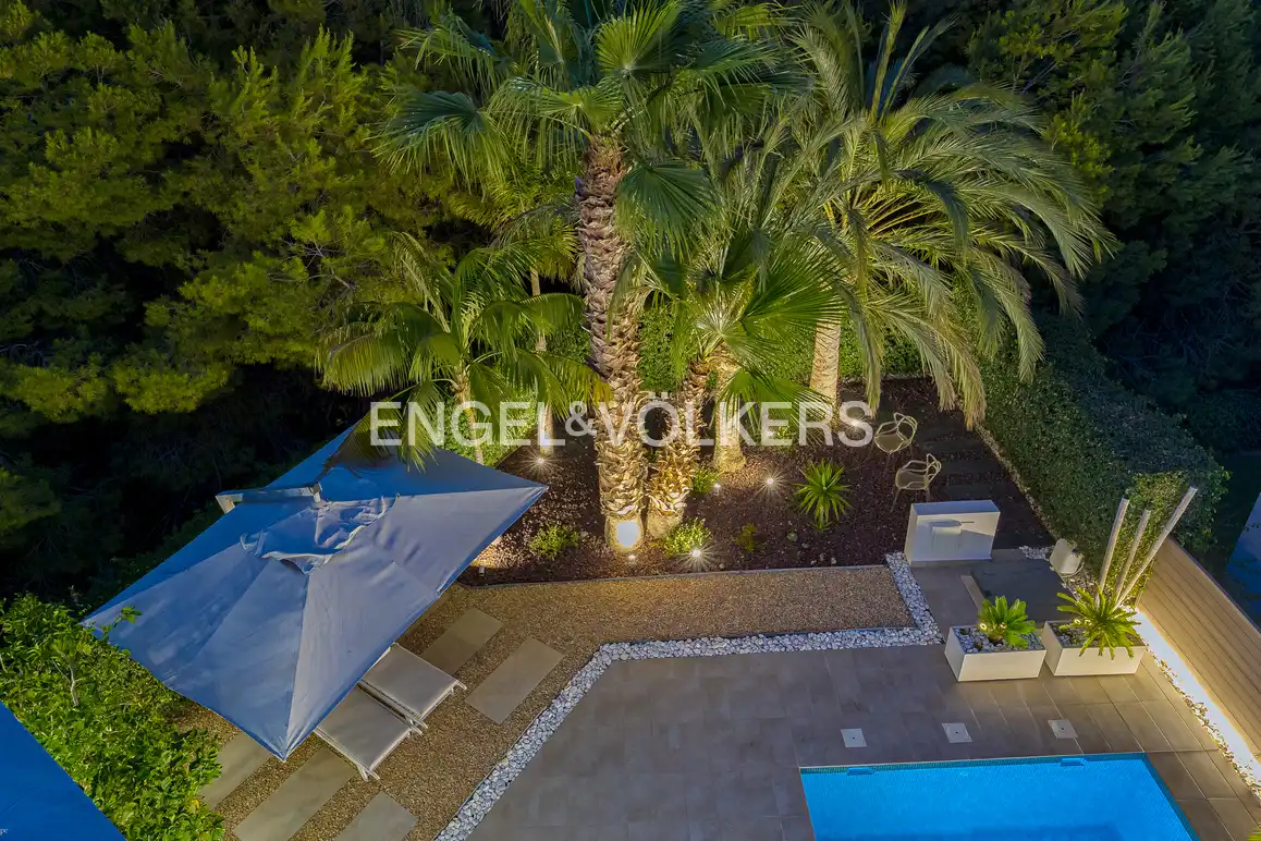 Detached house with pool for sale in Calle Copenhague, imagen 48