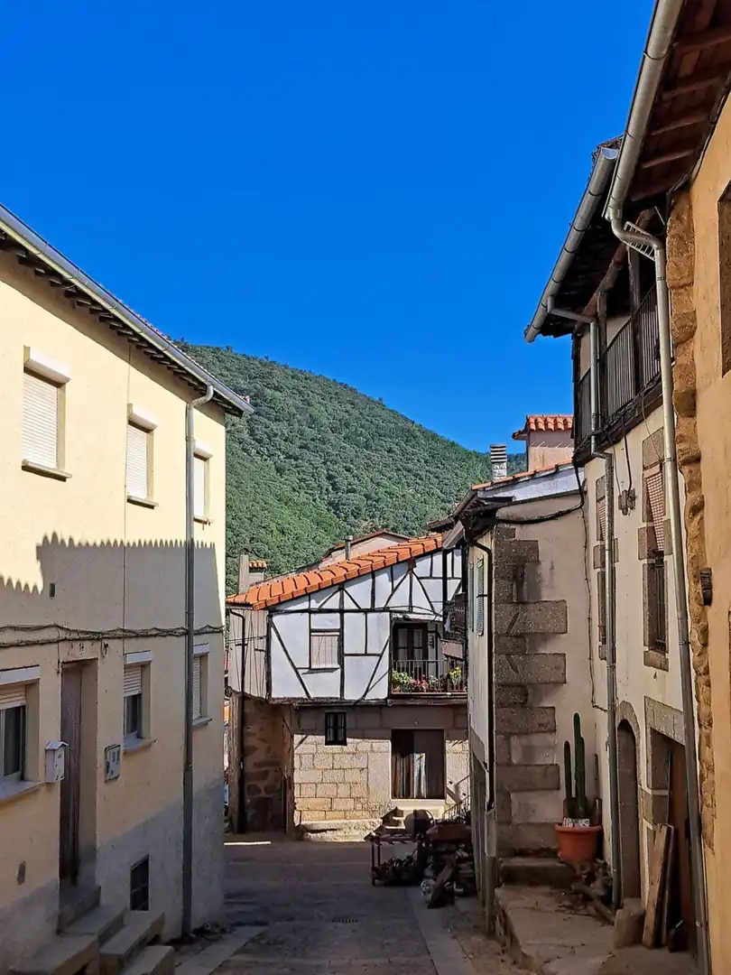 Vista exterior de Casa o chalet en venta en San Esteban de la Sierra